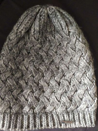 Шапка фирмы Calvin Klein