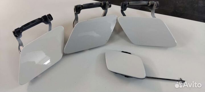 Крышка омывателя фар на Audi A4