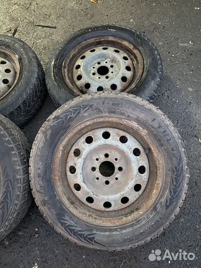 Комплект зимних колес r14