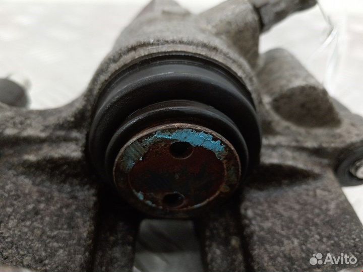 Суппорт задний левый для Ford C-MAX 1