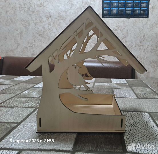 Кормушка для птиц из фанеры