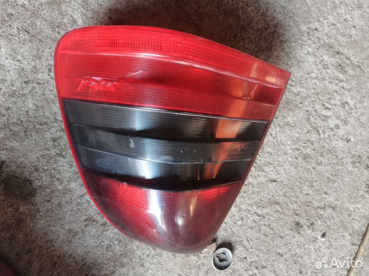 Задние фонари mercedes w202