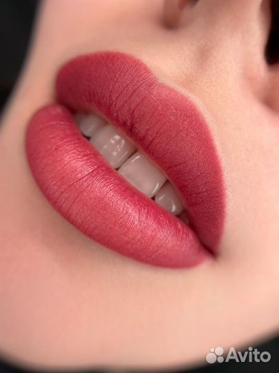 Перманентный макияж губ, бровей