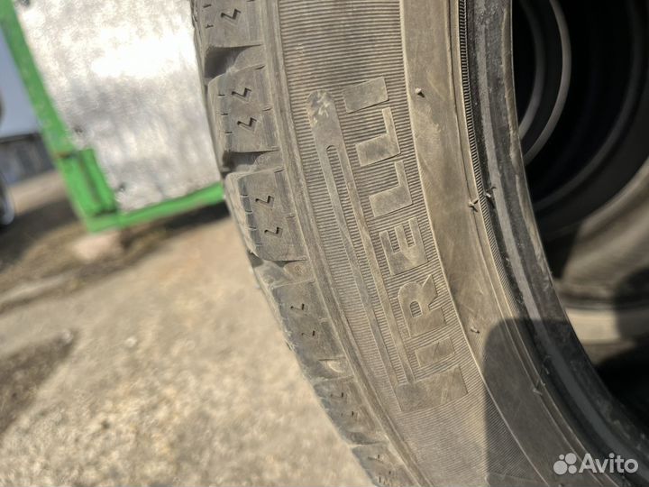 Pirelli Ice Zero 225/45 R17