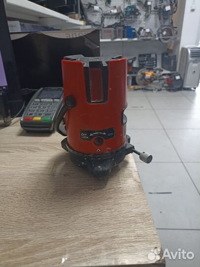 Лазерный уровень deko