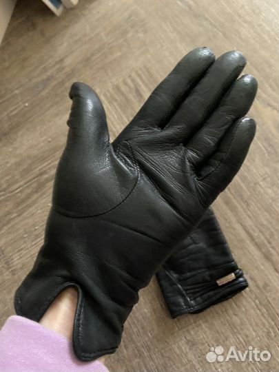 Перчатки