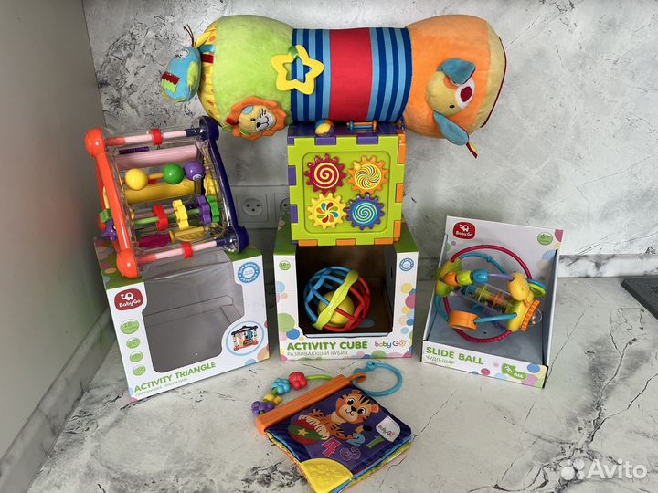 Развивающие игрушки пакетом Baby Go