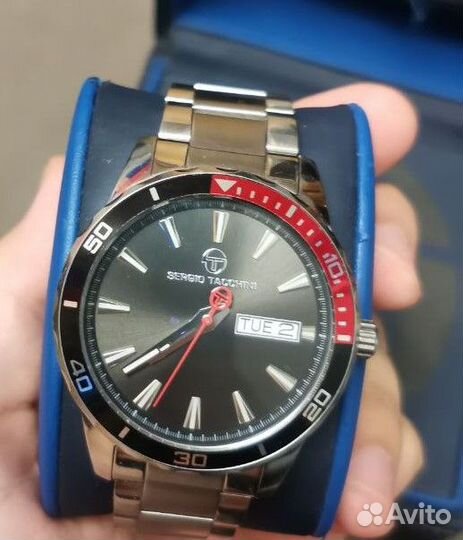 Часы Sergio Tacchini