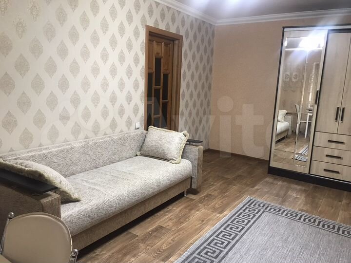 2-к. квартира, 52 м², 1/5 эт.