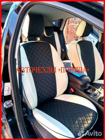 Чехлы Ford Focus 3 из экокожи бело-чёрные Ромб