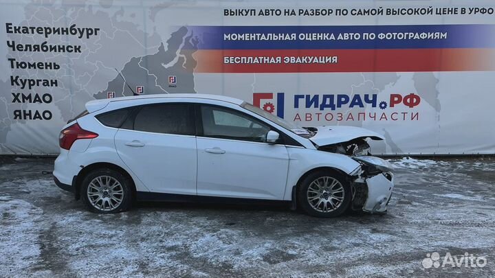 Зеркало правое электрическое Ford Focus 3