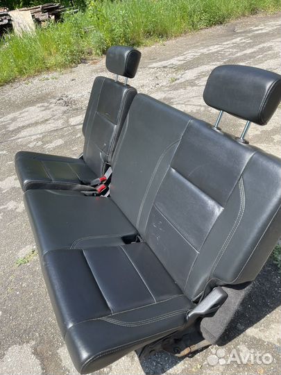 Сиденья третий ряд Infinity QX56 2008