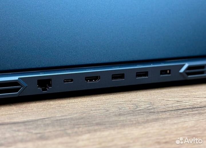 Lenovo Legion 5 Pro R9000P R9/16GB/3TB/4060/2024