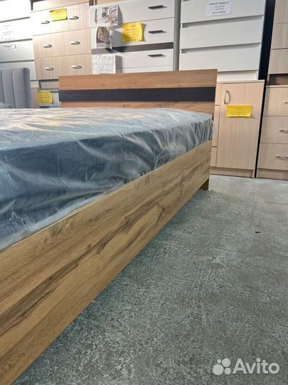 Кровать 140 на 200