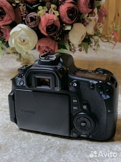 Зеркальный фотоаппарат Canon 60d оригинал