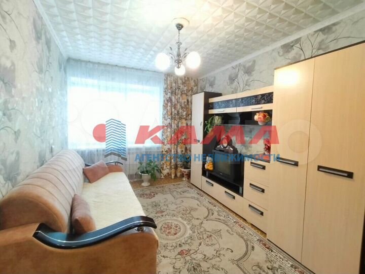 2-к. квартира, 40 м², 1/4 эт.