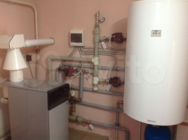 Коттедж 336 м² на участке 6,5 сот.