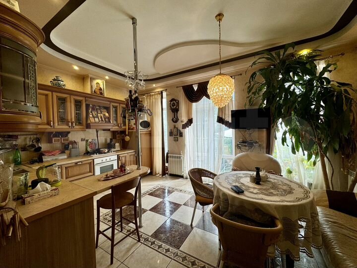 Таунхаус 200 м² на участке 2 сот.