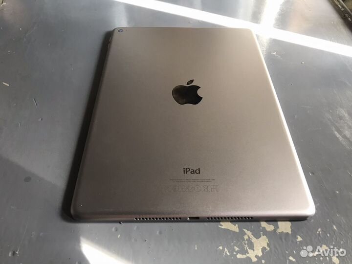 iPad air 2 16gb (аккумулятор 88%)