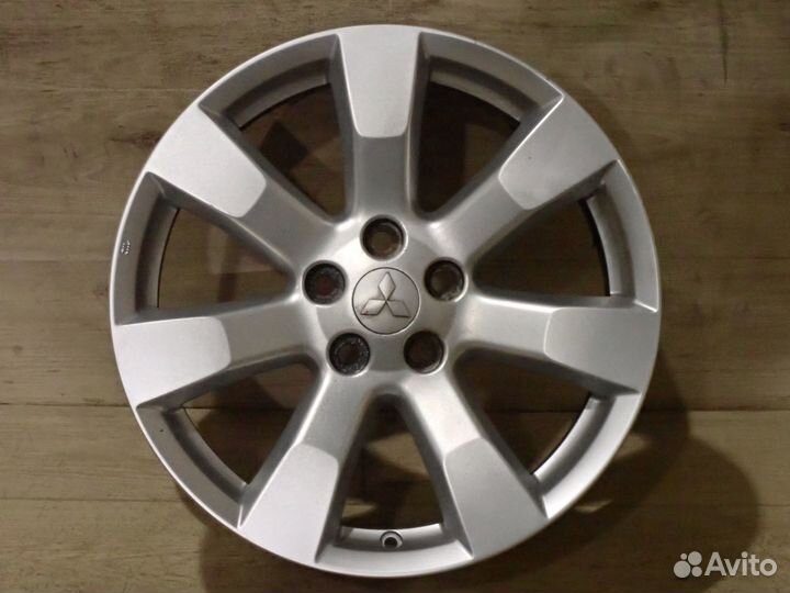 Оригинальные R18 диски Mitsubishi Outlander