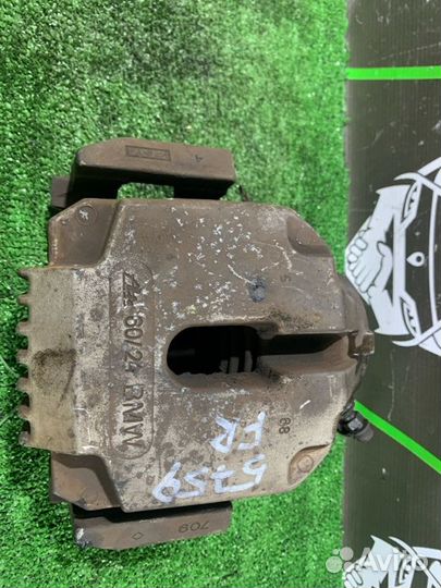 Суппорт тормозной передний правый Bmw 5-Series E60