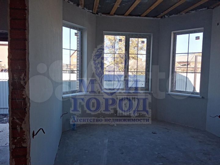 Дом 95 м² на участке 3 сот.