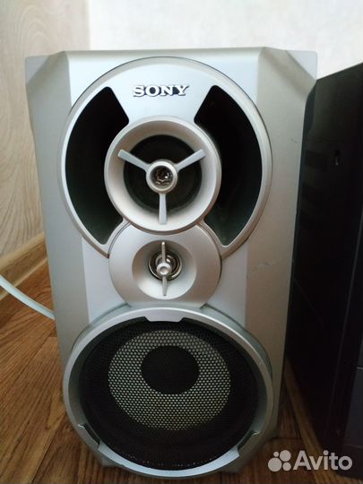 Продам музыкальный центр sony
