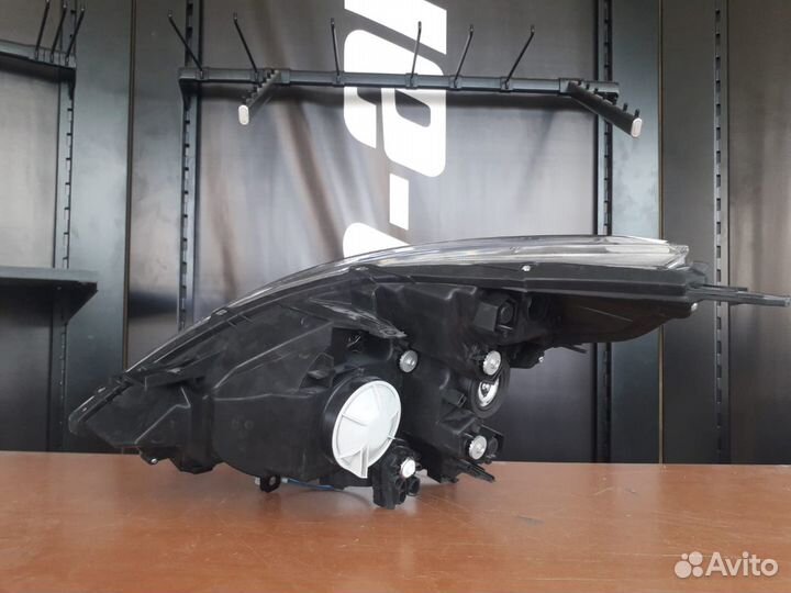 Фара правая для Nissan Teana J32 26025JN65A