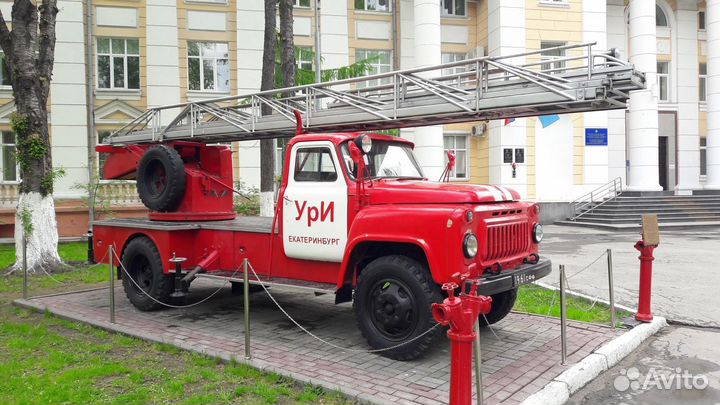 Подставка для моделей