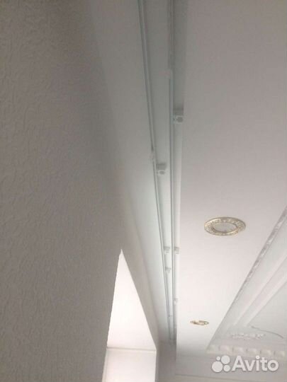 Мастер на час. Установка карнизов,кронштейнов