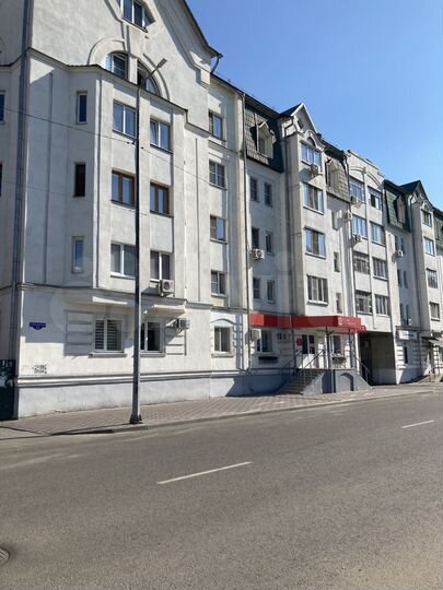 3-к. квартира, 84 м², 3/5 эт.