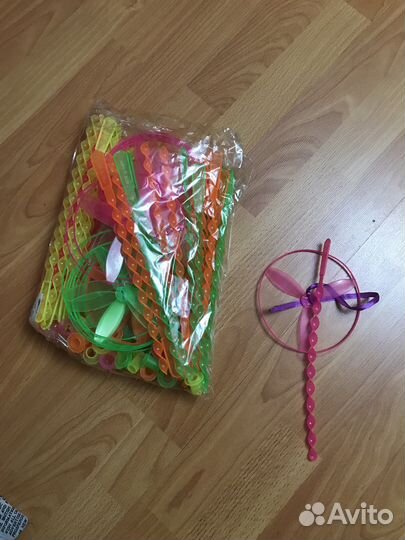 Игрушки- вертушки новые