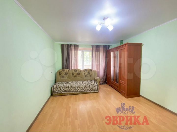 2-к. квартира, 50 м², 1/5 эт.
