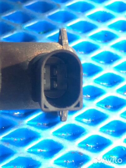 Датчик сервотроника 3.0 Volkswagen Touareg