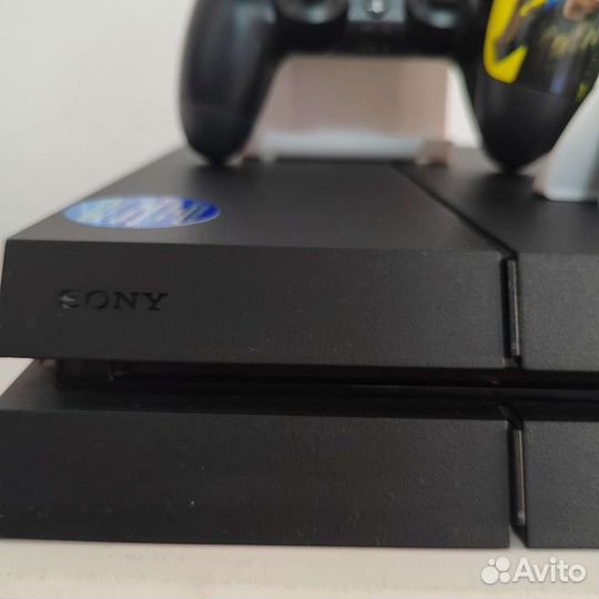 PS4 500 GB+2геймпада. Новая ревизия.Магазин