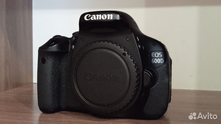 Фотоаппарат Canon eos 600d