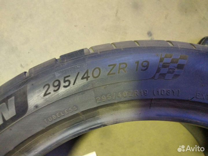 Michelin Pilot Sport 4 265/45 R19 и 295/40 R19 Y