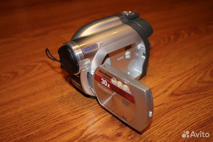 Видеокамера Panasonic VDR-D160