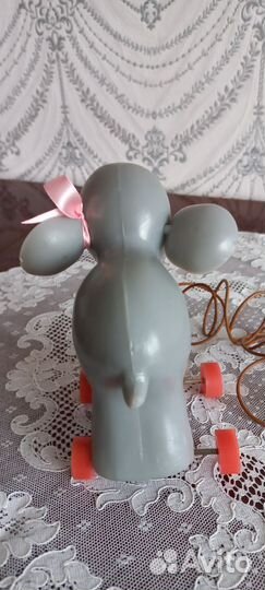 Слоник на колёсиках СССР