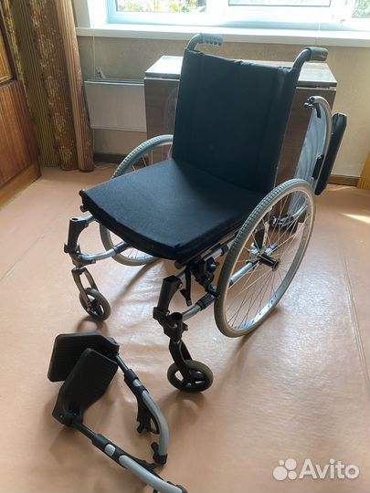 Кресло-коляска инвалидное