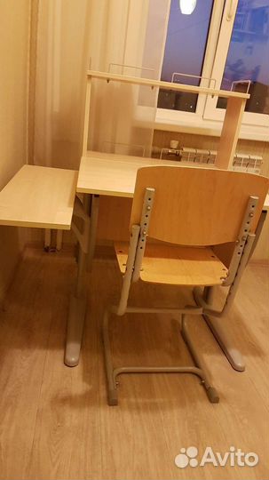 Фирменный комплект растущая парта и стул Дэми
