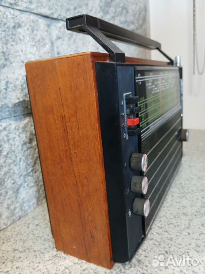 Радиоприемник Океан 205. СССР