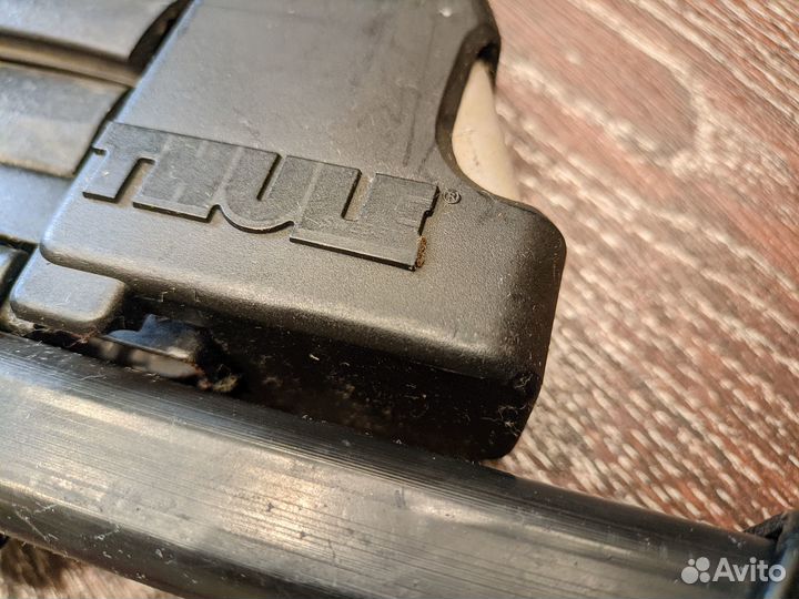 Багажник для сноуборда и лыж Thule