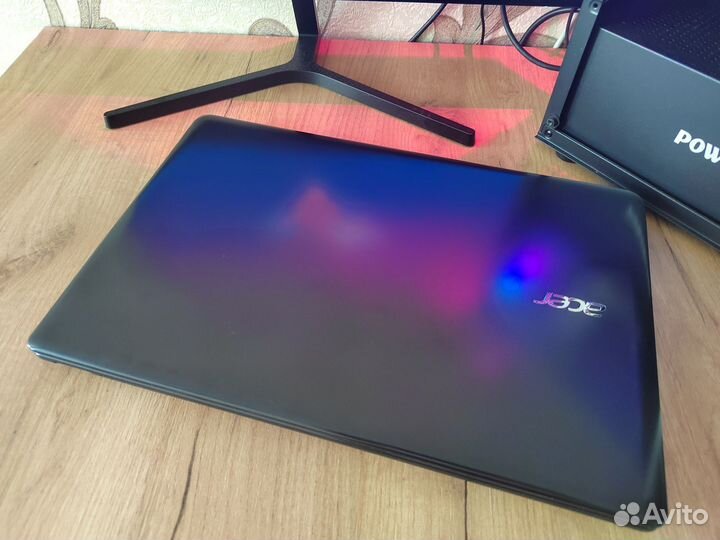 Мощный Acer i3-4010U/R5 M230