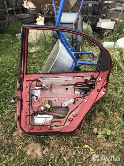 Дверь задняя правая Hyundai Sonata IV (EF)