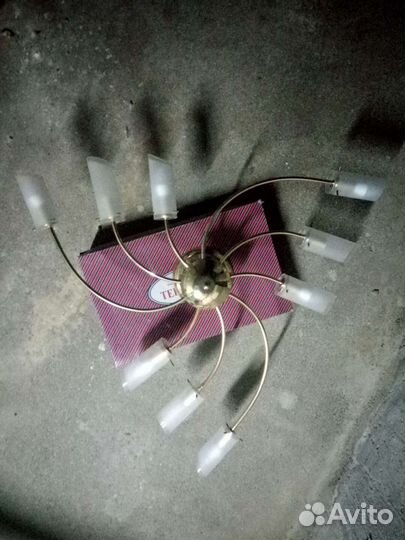 Светильник потолочный