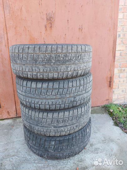 Bridgestone Blizzak Revo GZ 205/55 R16