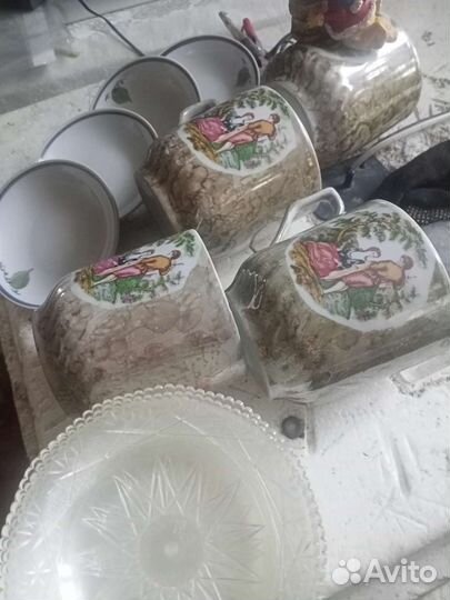 Кружки и тарелки