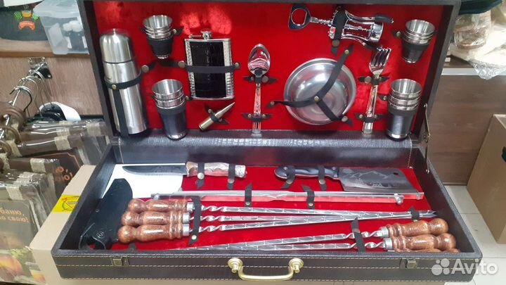 Подарочные набор в кейсе шампура