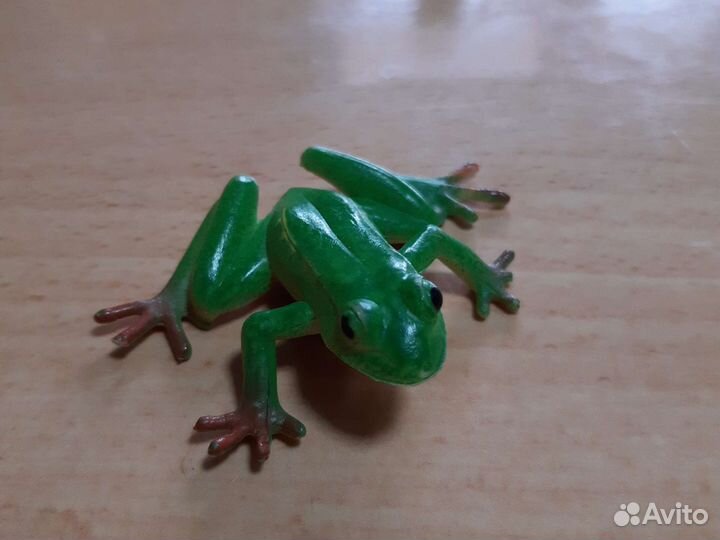 Игрушечные лягушки 4 штуки
